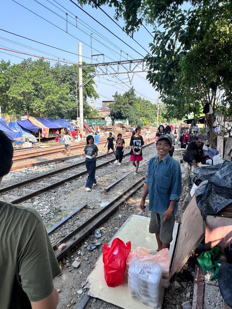 Ordinary days, meaningful lives